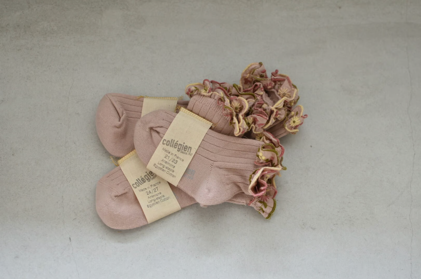Anémone_Embroidered Ruffle Ribbed Ankle Socks_Vieux Rose(Last.1)