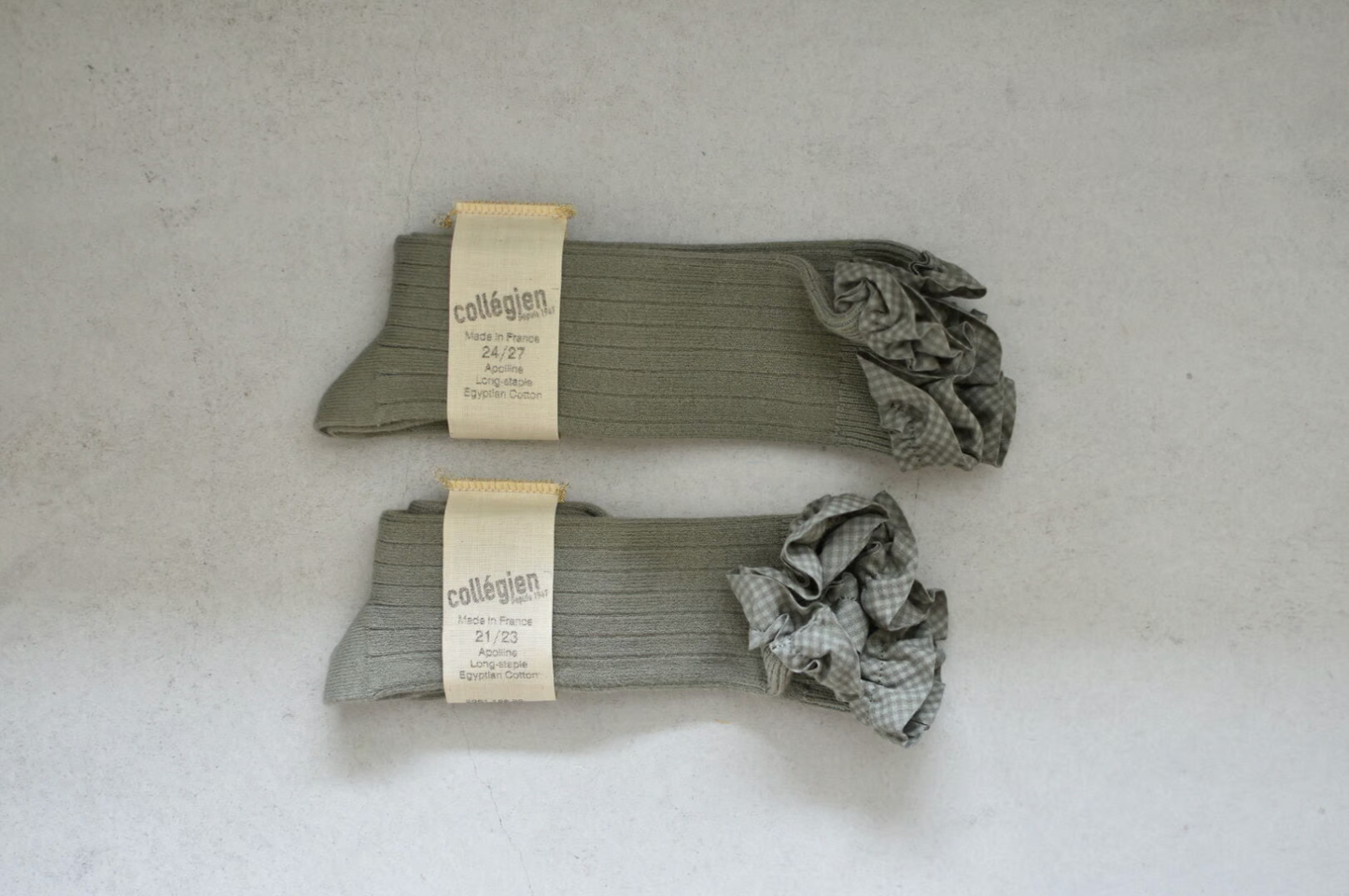 Apolline_Gingham Ruffle Ribbed Knee-high Socks_Sauge