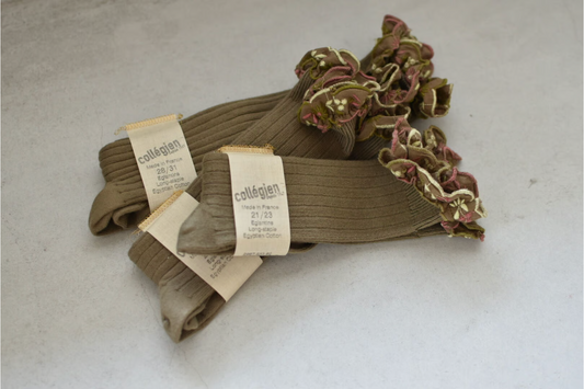 Eglantine_Embroidered Ruffle Ribbed Knee-high Socks_Olive du Lubéron