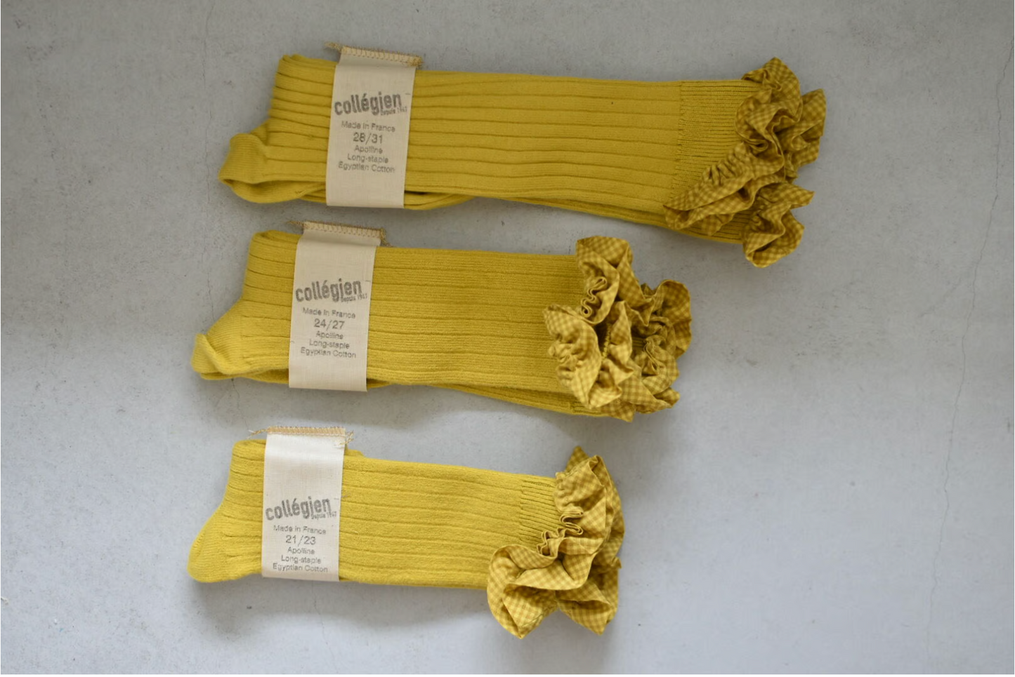 Apolline_Gingham Ruffle Ribbed Knee-high Socks_Kiwi Doré