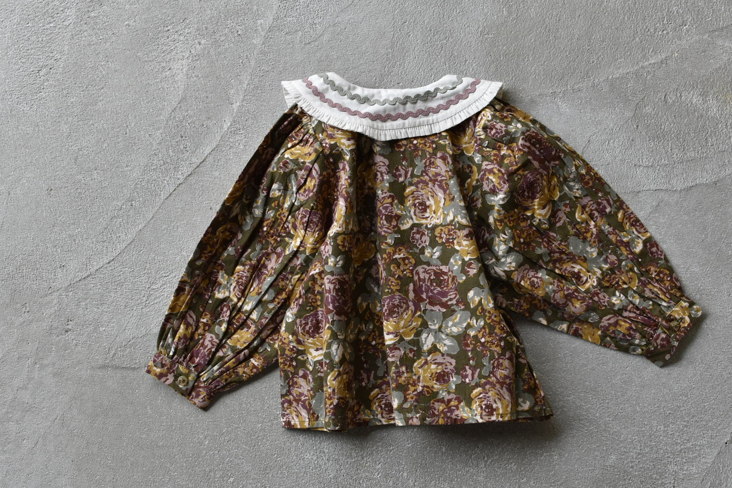 Juliet Blouse Wallpaper Floral