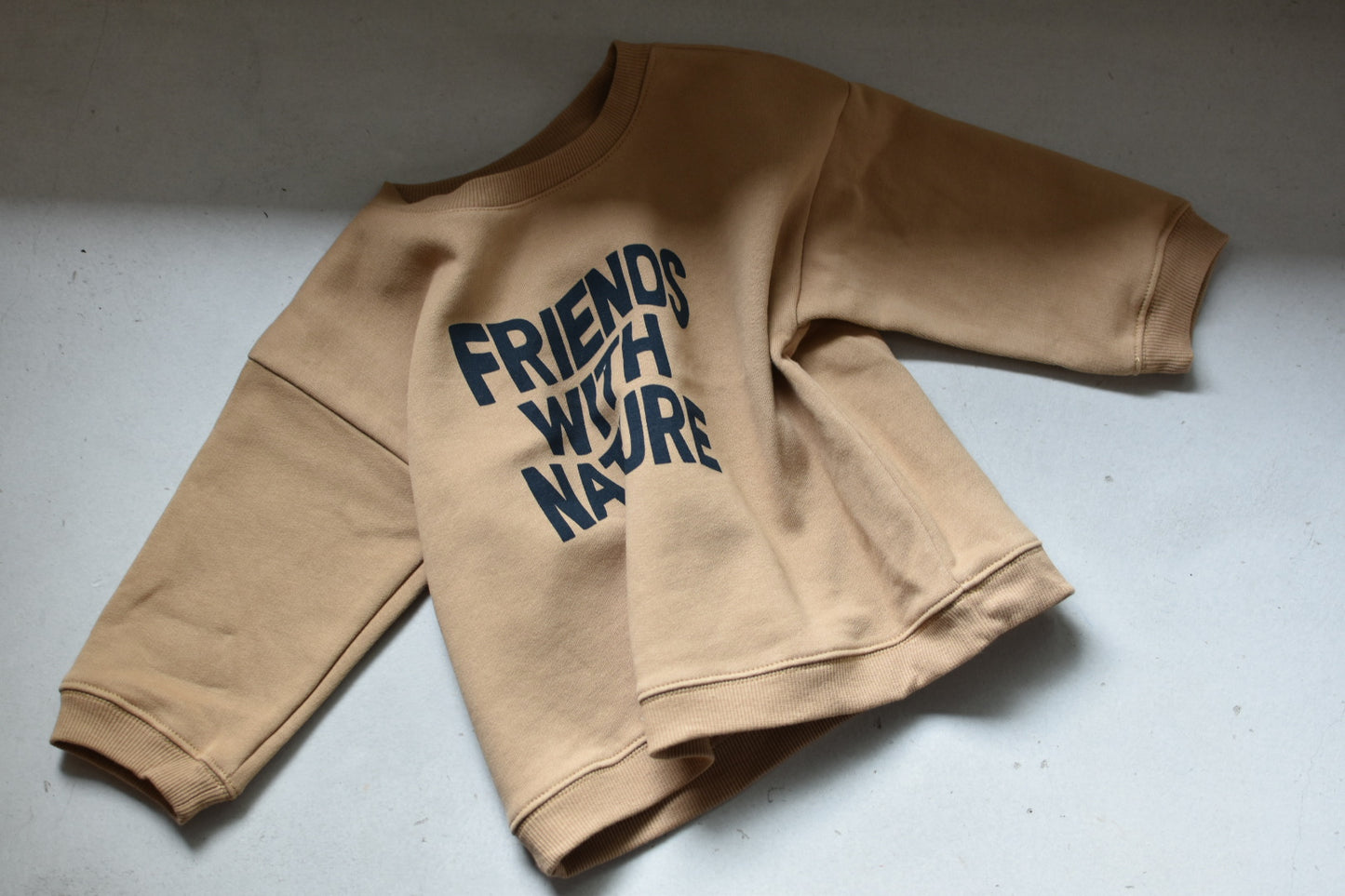 Friends with Nature Sweatshirt (Last.1)