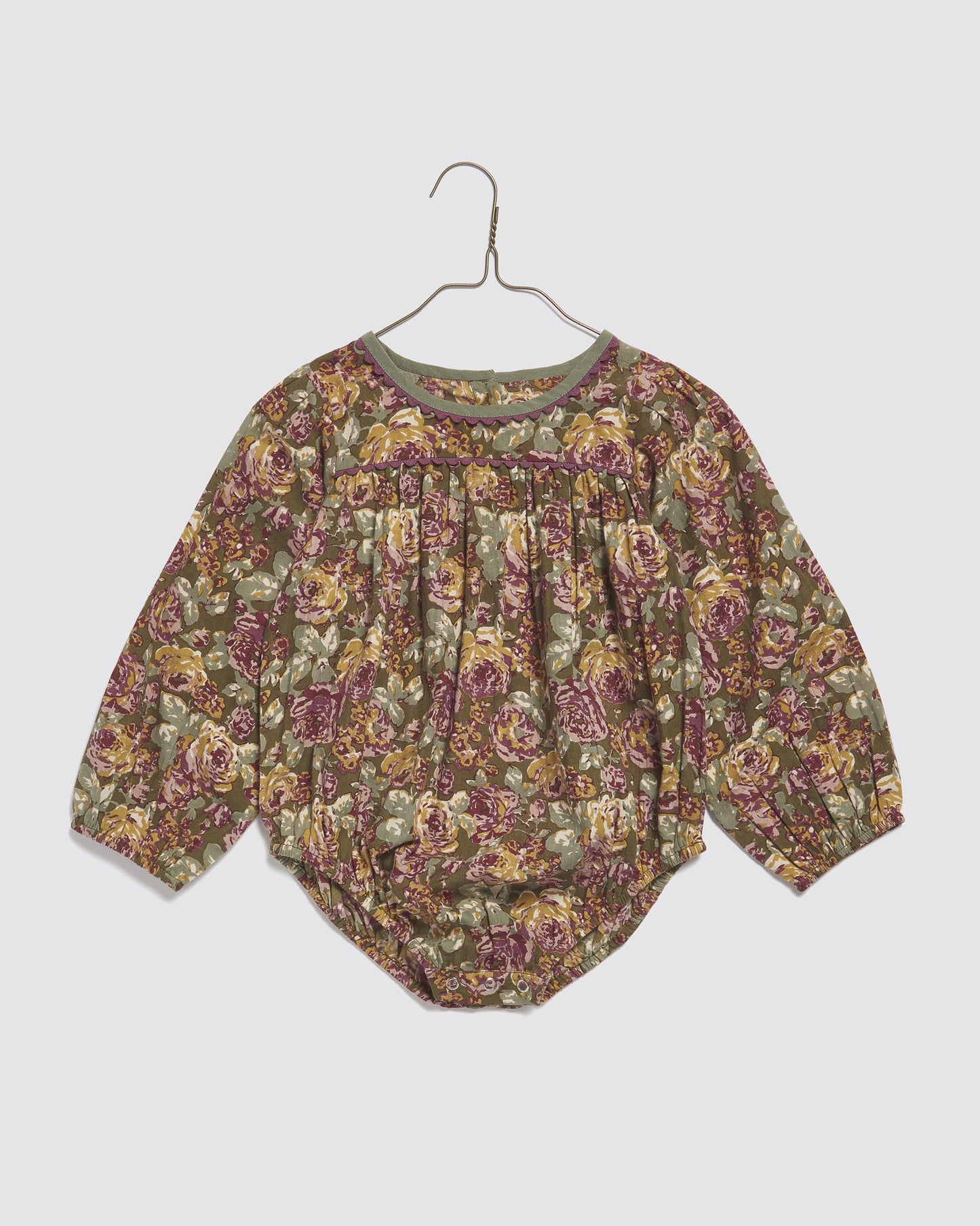 Lily Romper Wallpaper Floral