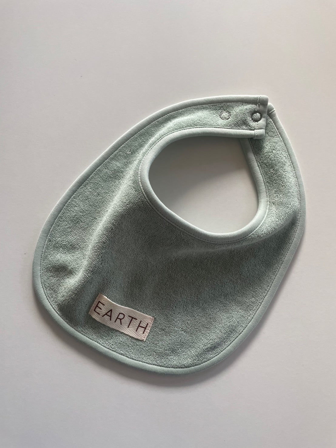 Organic bib_Sage Green