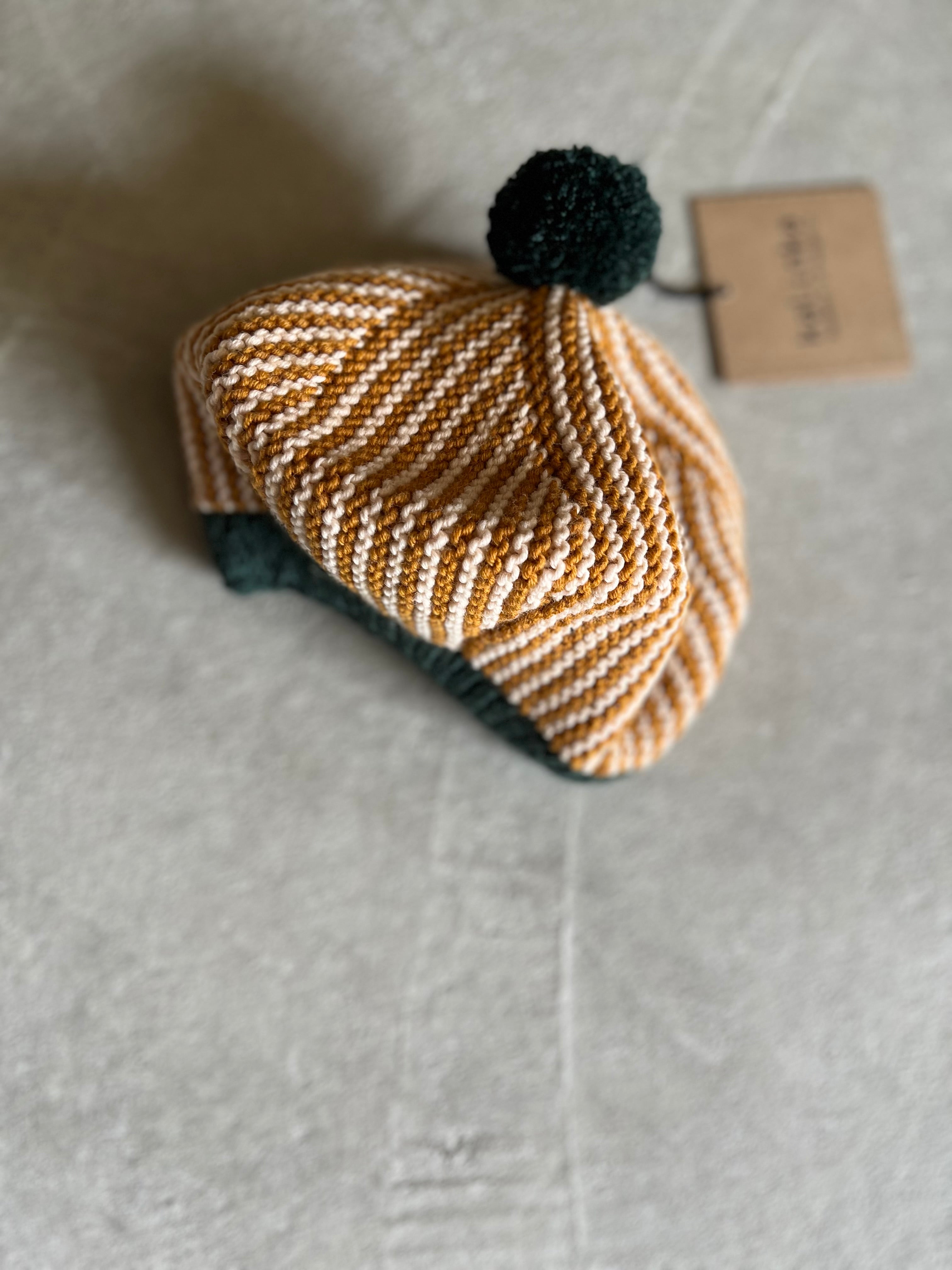 Divna Beret_Caramel/Pine