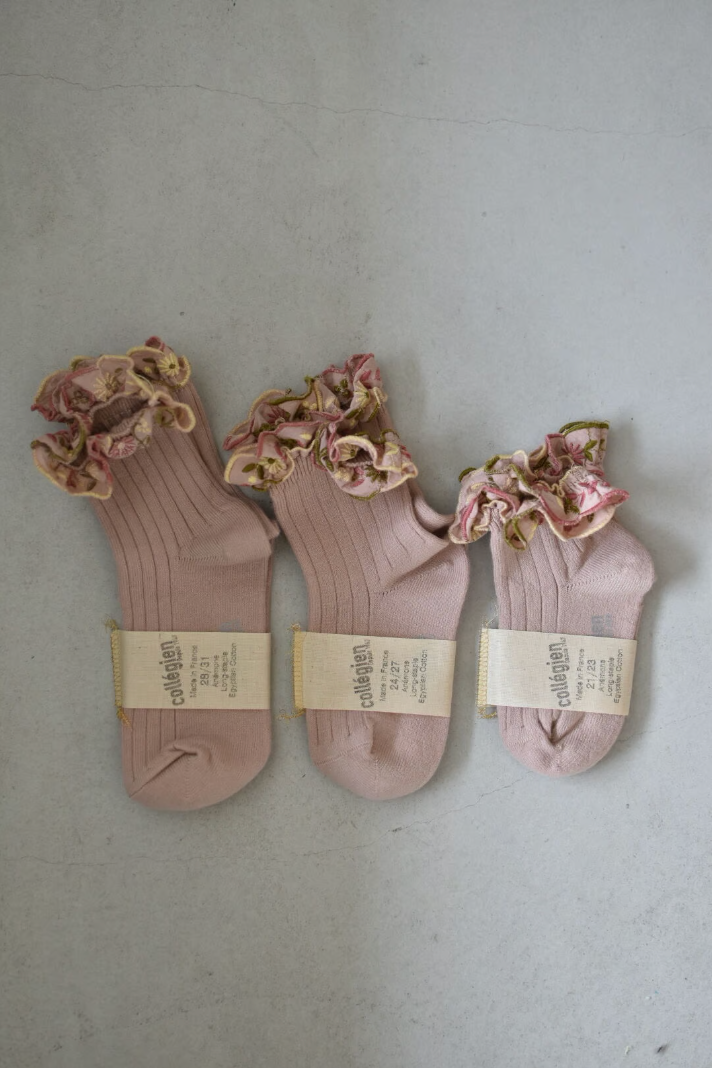 Anémone_Embroidered Ruffle Ribbed Ankle Socks_Vieux Rose