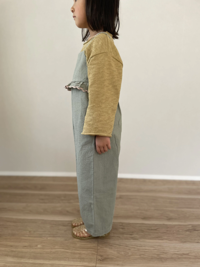 Seersucker Embroidered Jumpsuit (Last.2/ Size 2Y)