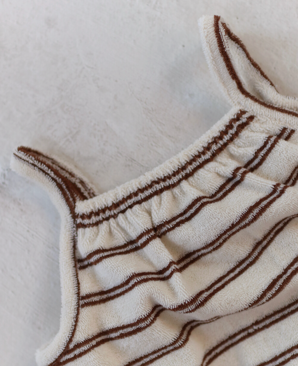 Volume sleeveless _Brown stripe