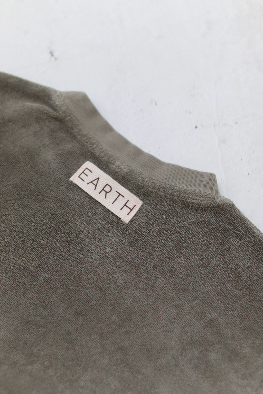 EARTH｜Volume Sweatshirts_Khaki