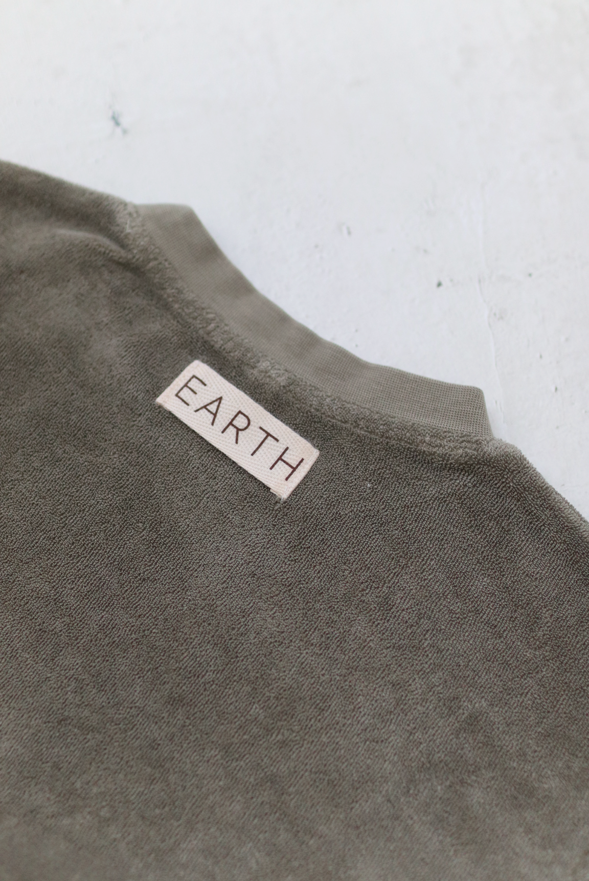 EARTH｜Volume Sweatshirts_Khaki