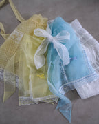VTG apron_Blue lace