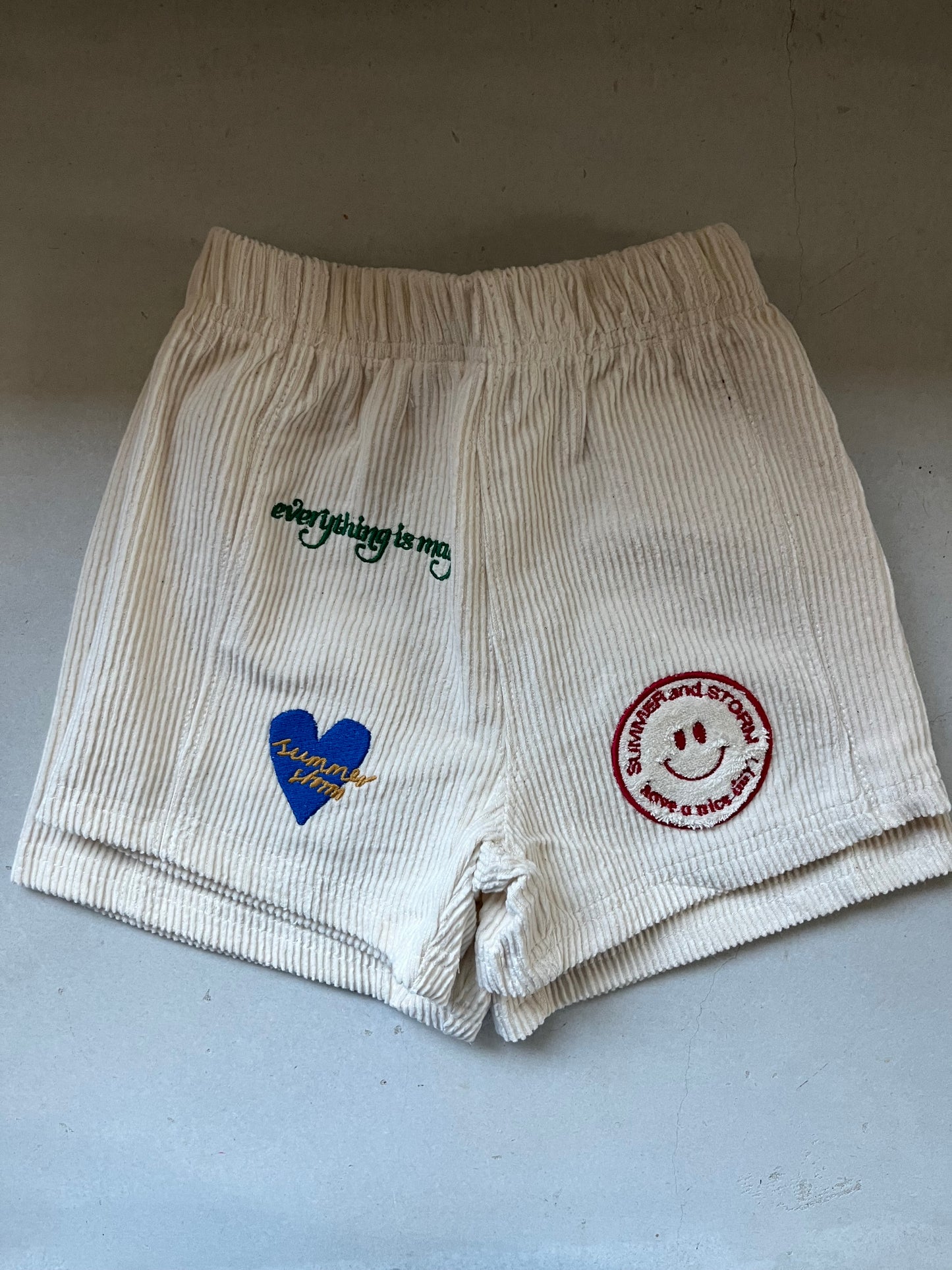 PATCH CORDUROY SHORTS_NATURAL