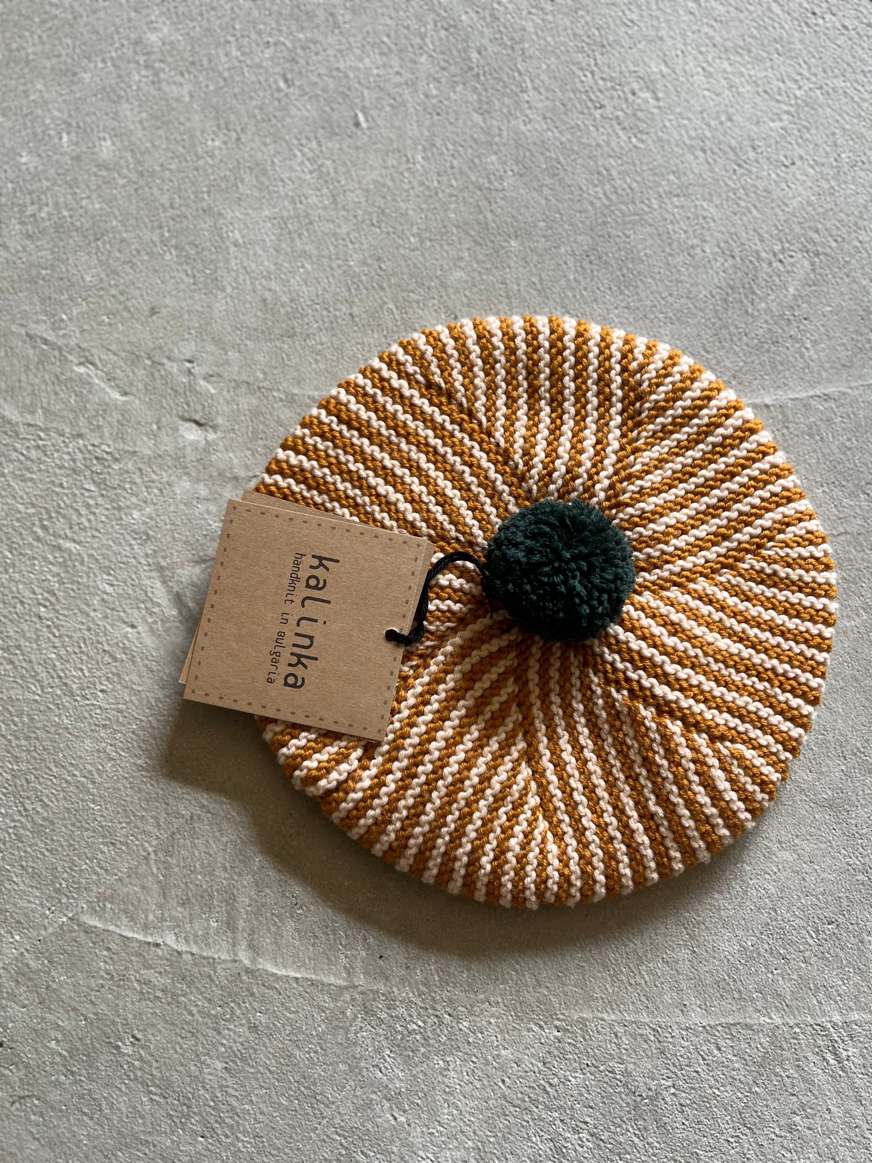 Divna Beret_Caramel/Pine