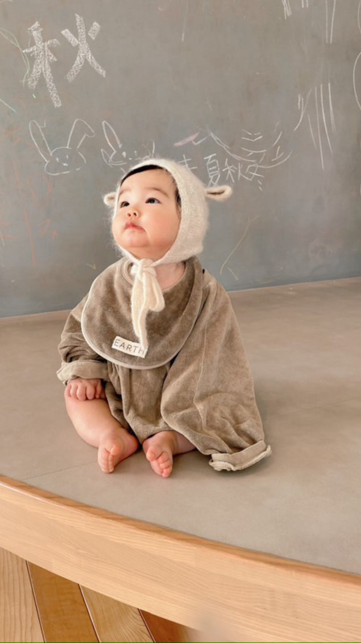 Baby sweatsuit_Khaki