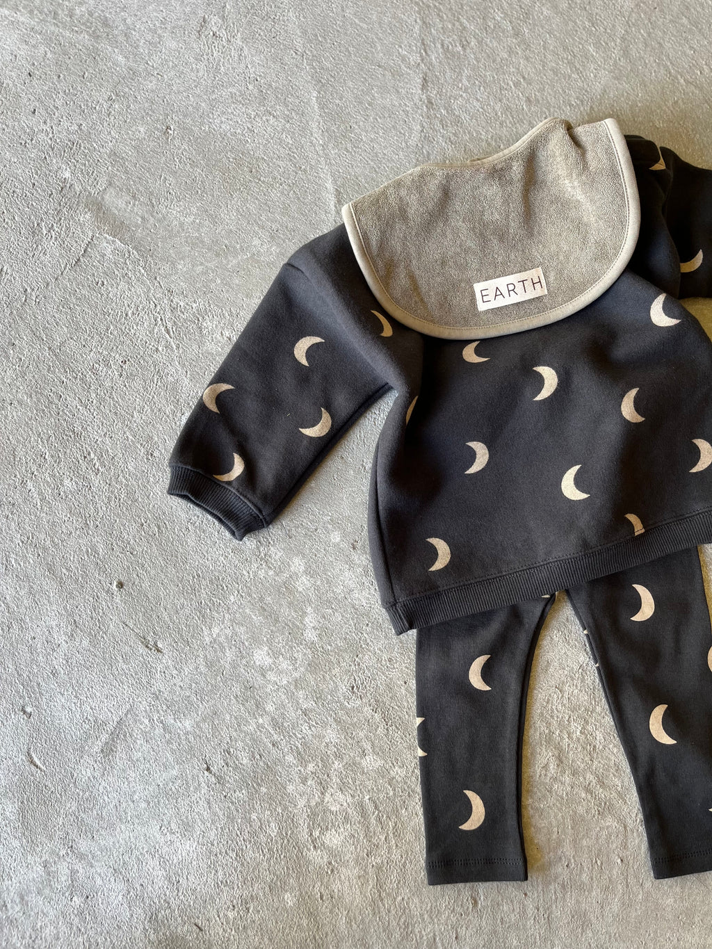 Organic bib_Khaki