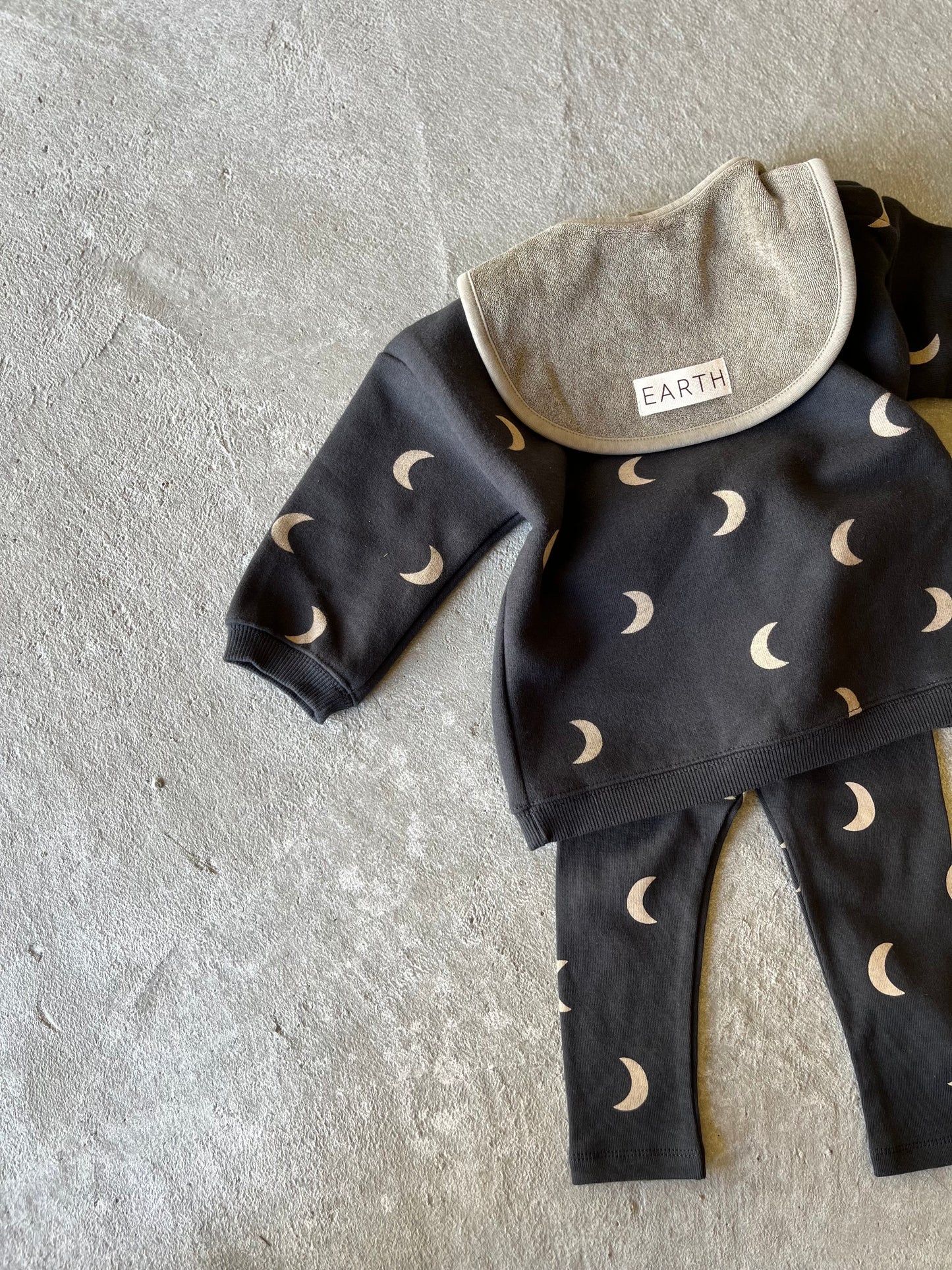 Organic bib_Khaki