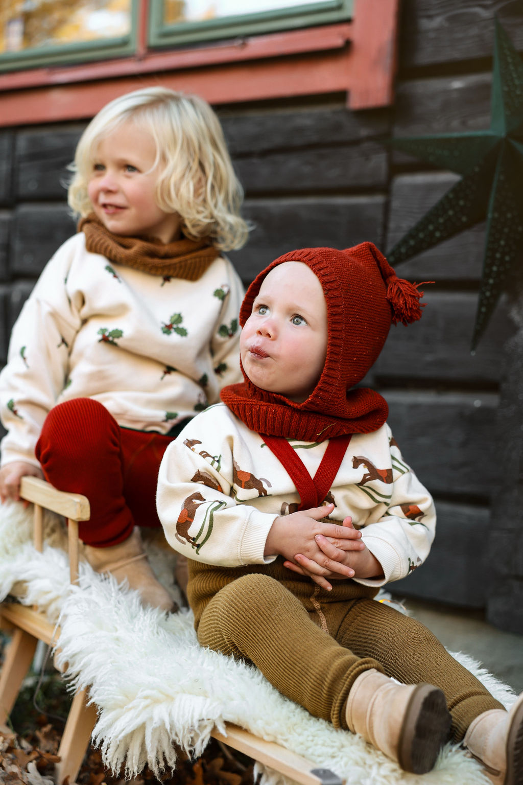 Footless Collection_Acorn Brown x Maple