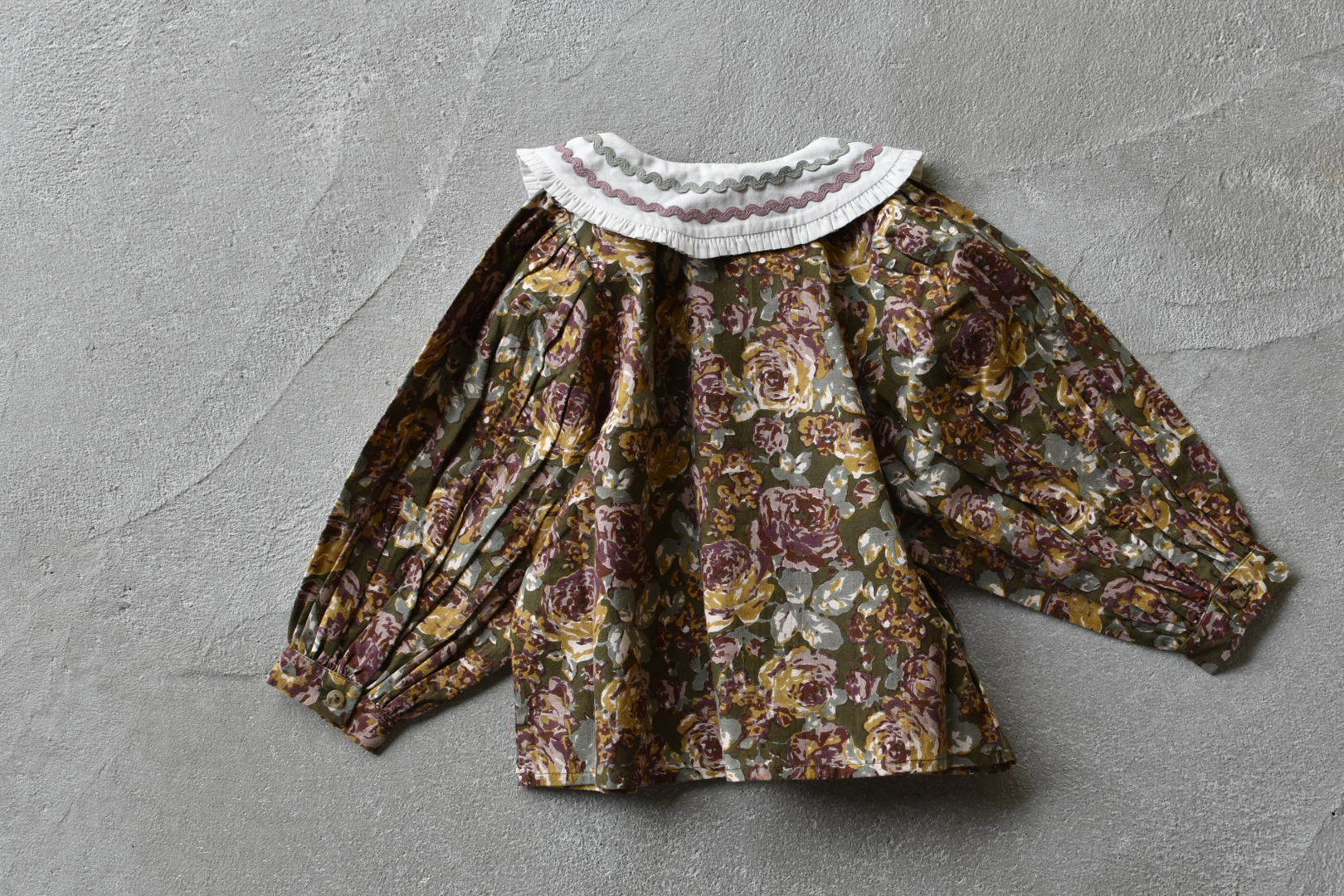 Juliet Blouse Wallpaper Floral