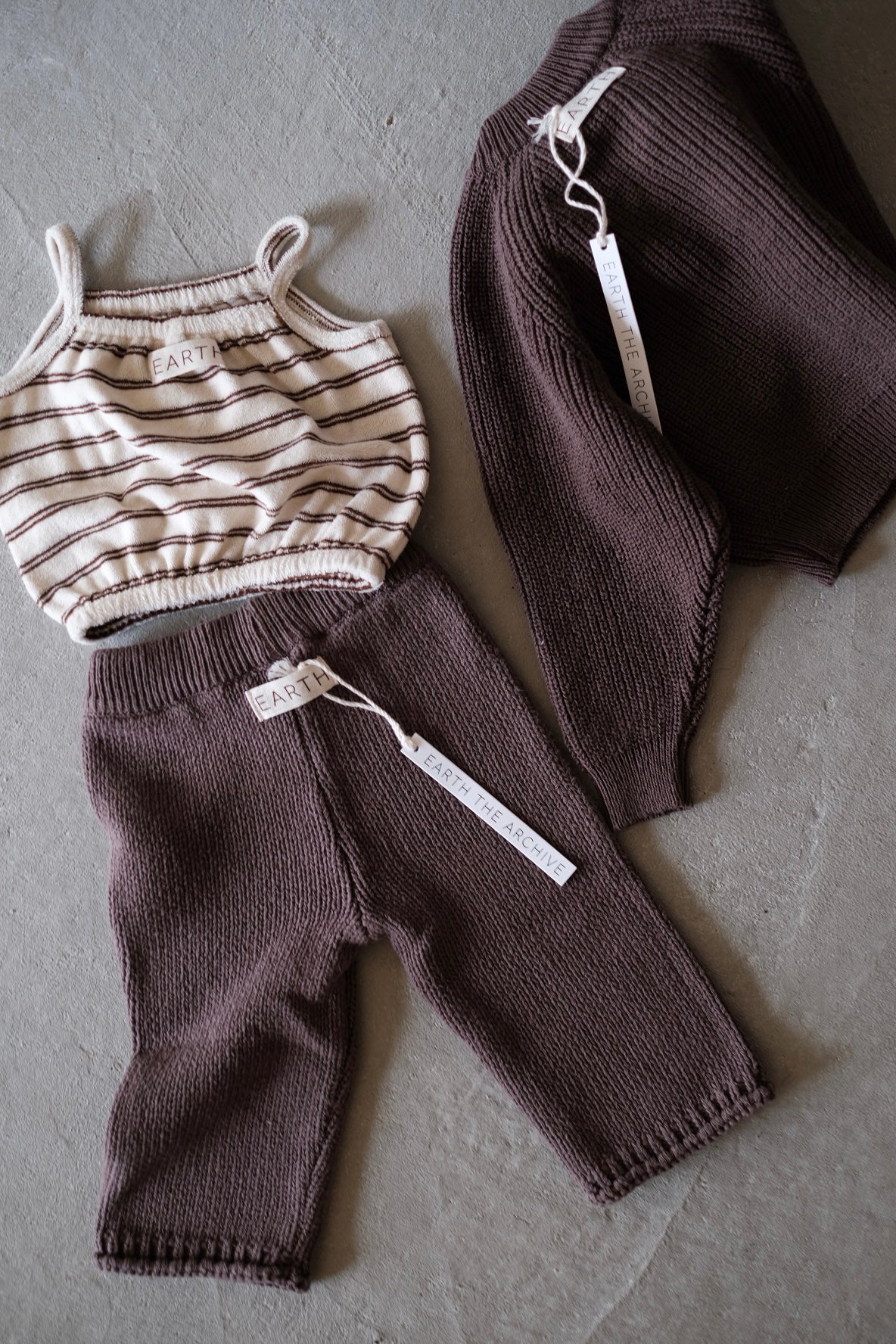 Volume sleeveless _Brown stripe