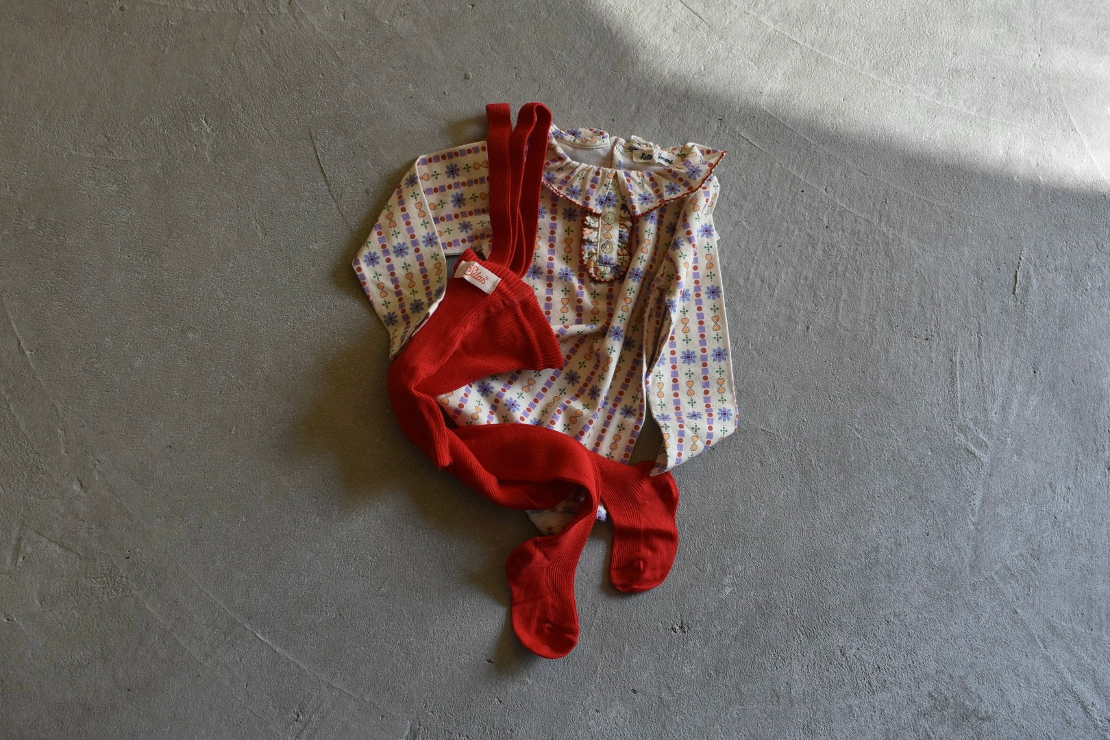 Footed_Love Red