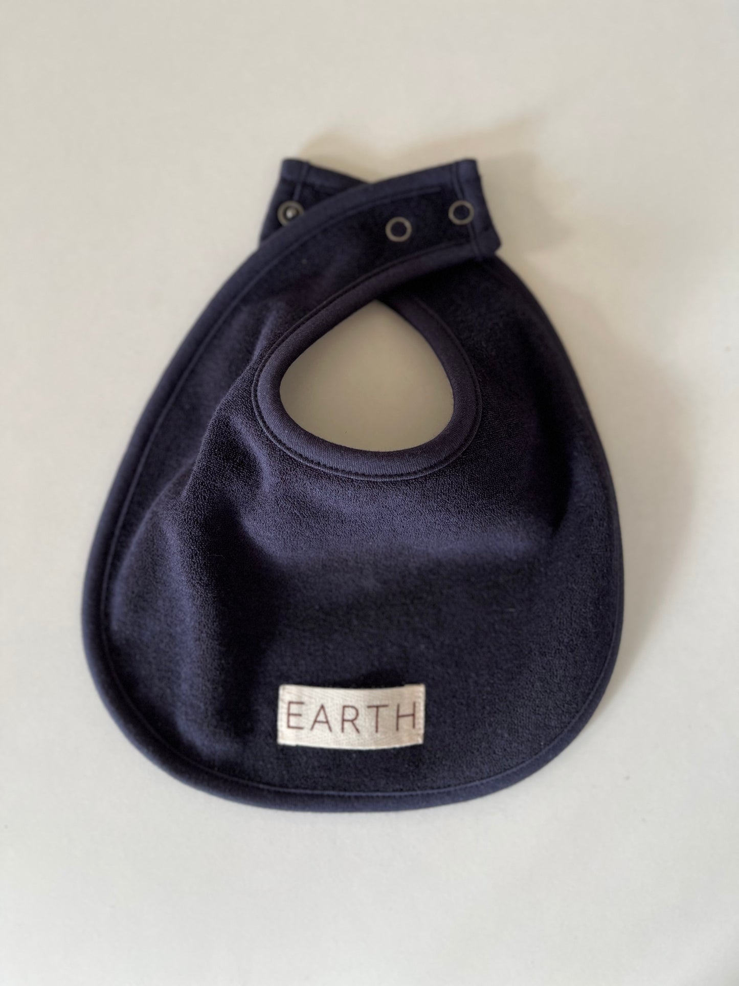 Organic bib_Deep navy