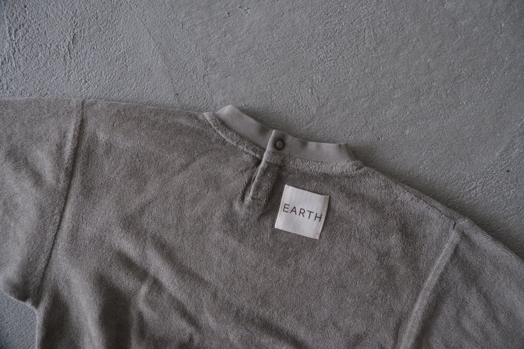 EARTH｜Volume Sweatshirts_Khaki