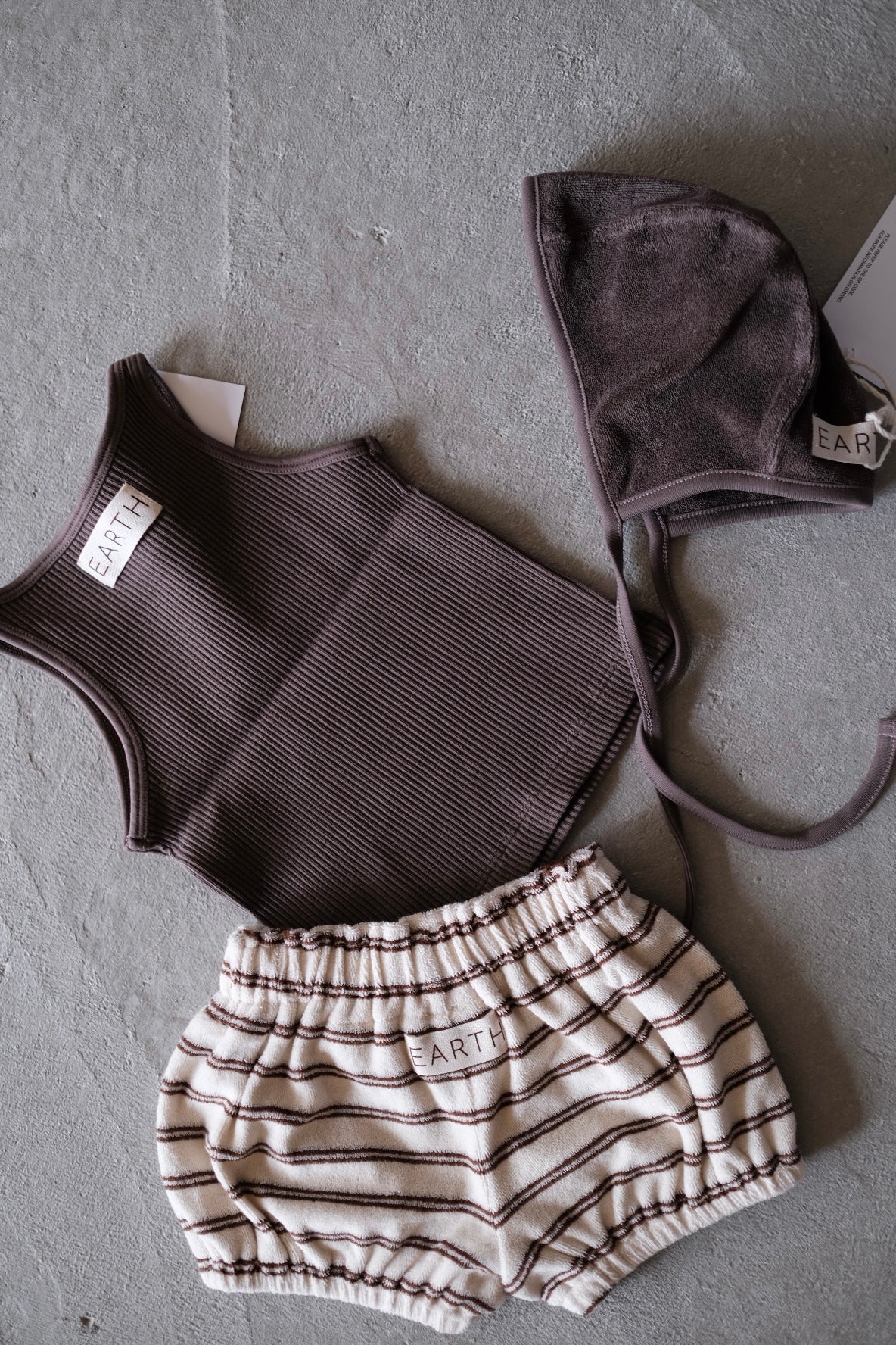 Ribbed sleeveless_Brown