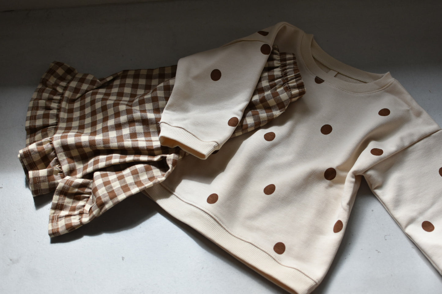 Undyed Cotton Dots Sweatshirt