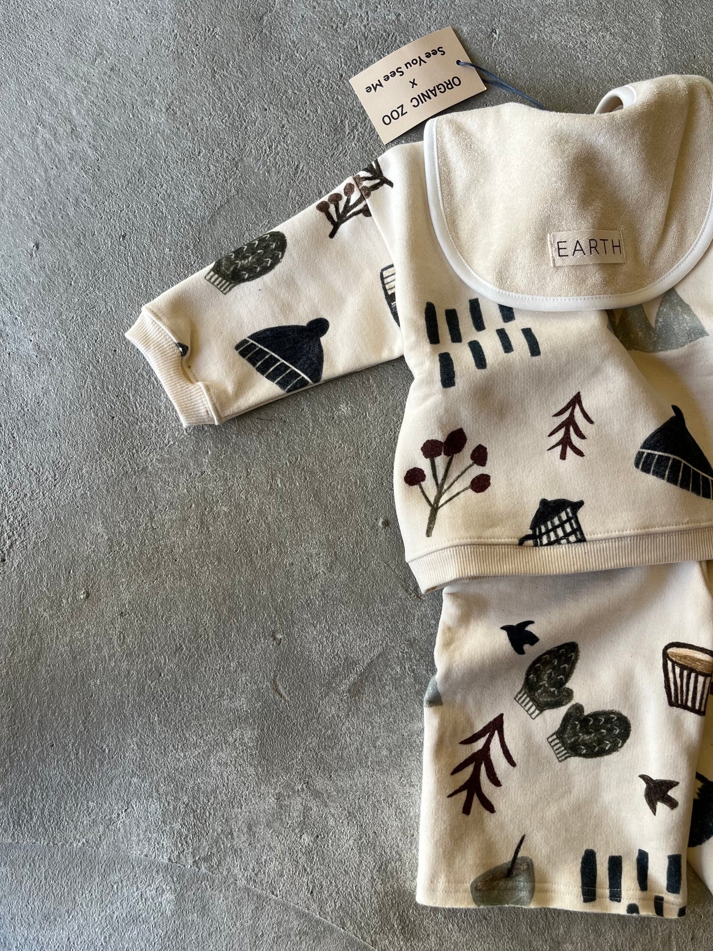 Organic bib_Ecru