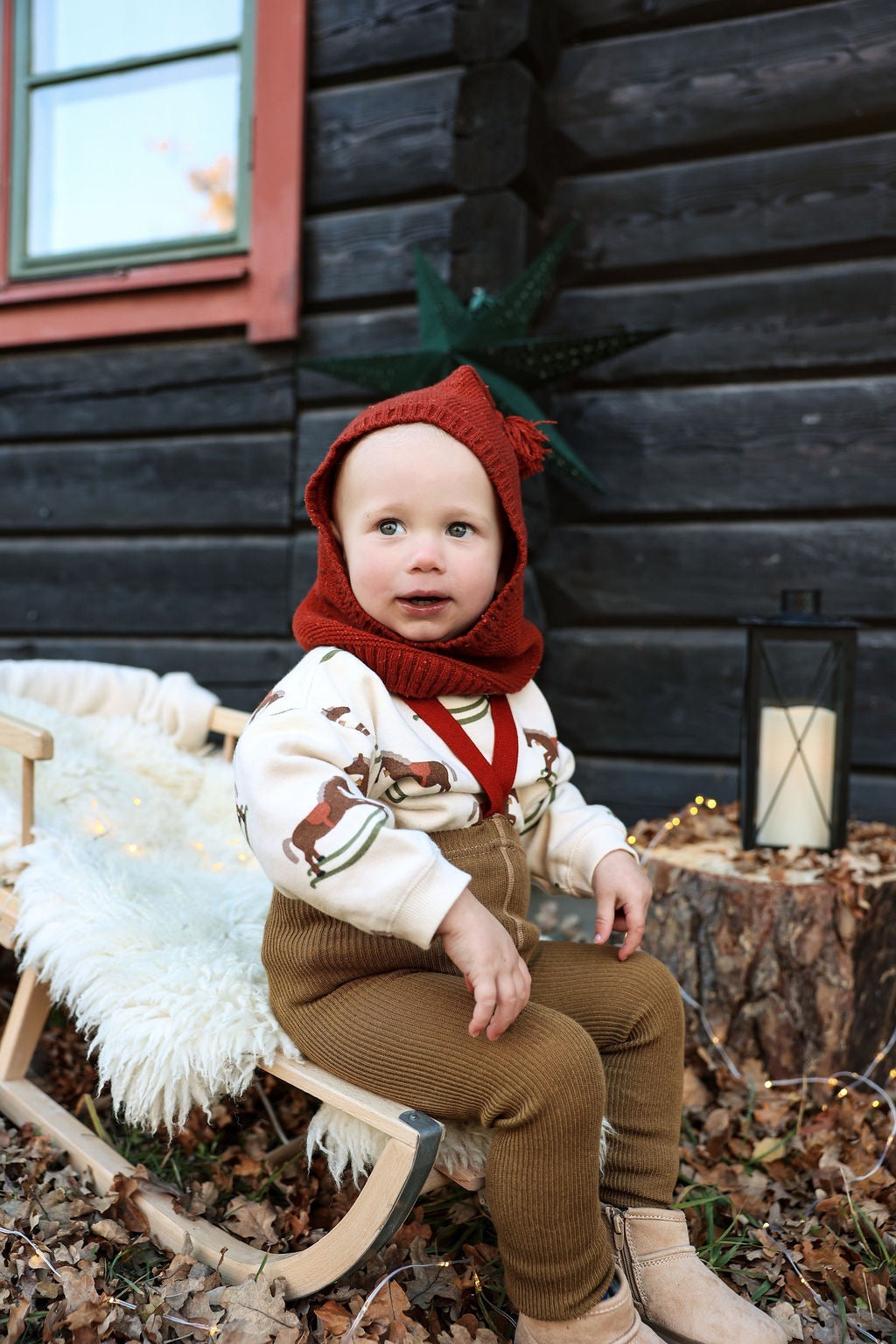 Footless Collection_Acorn Brown x Maple