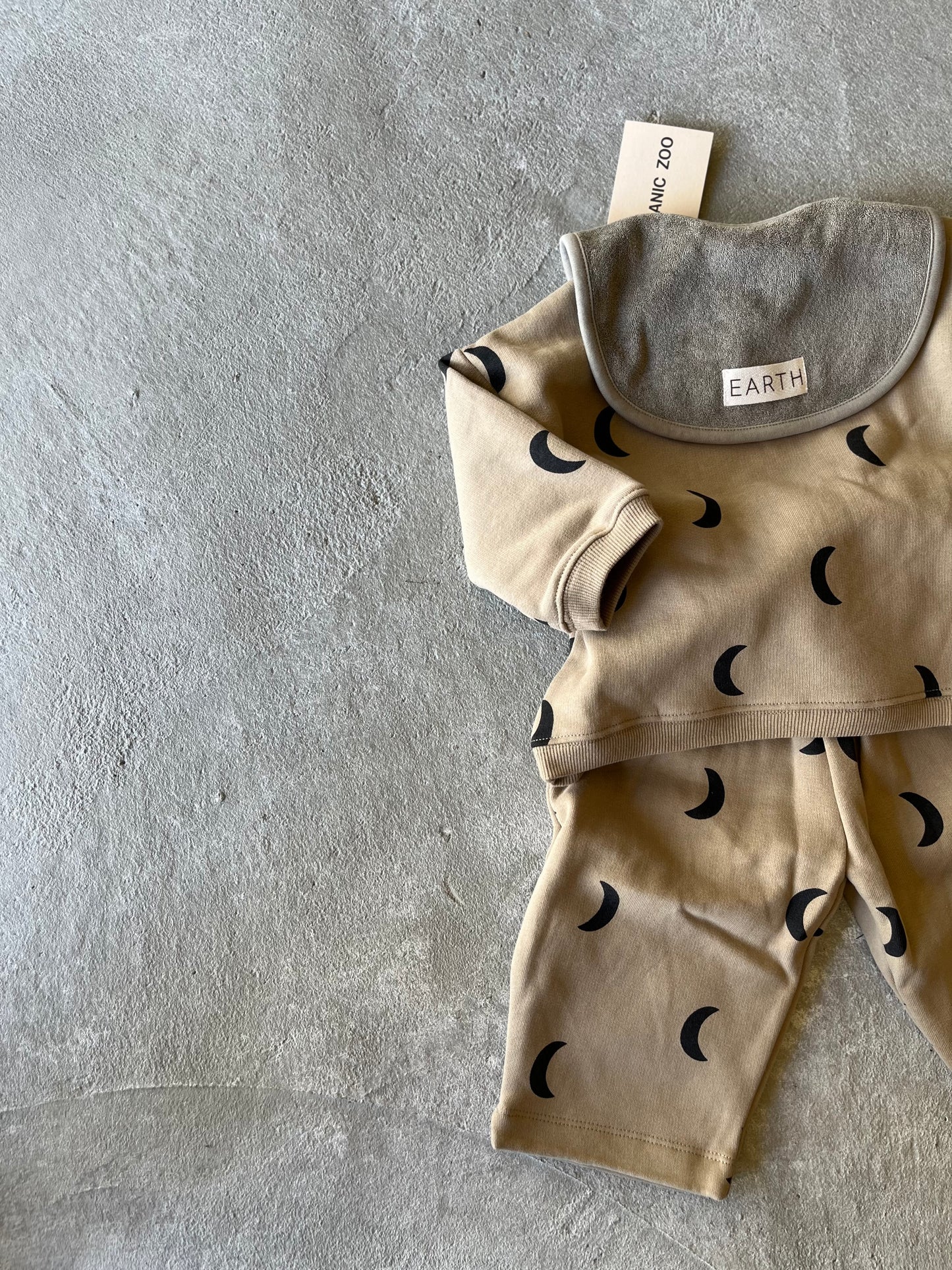 Organic bib_Khaki