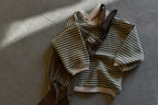 Footed_Seaweed Brown × Peanut Striped