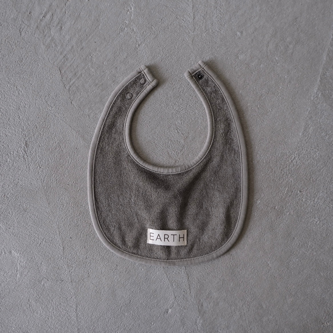 EARTH｜Organic bib_Khaki