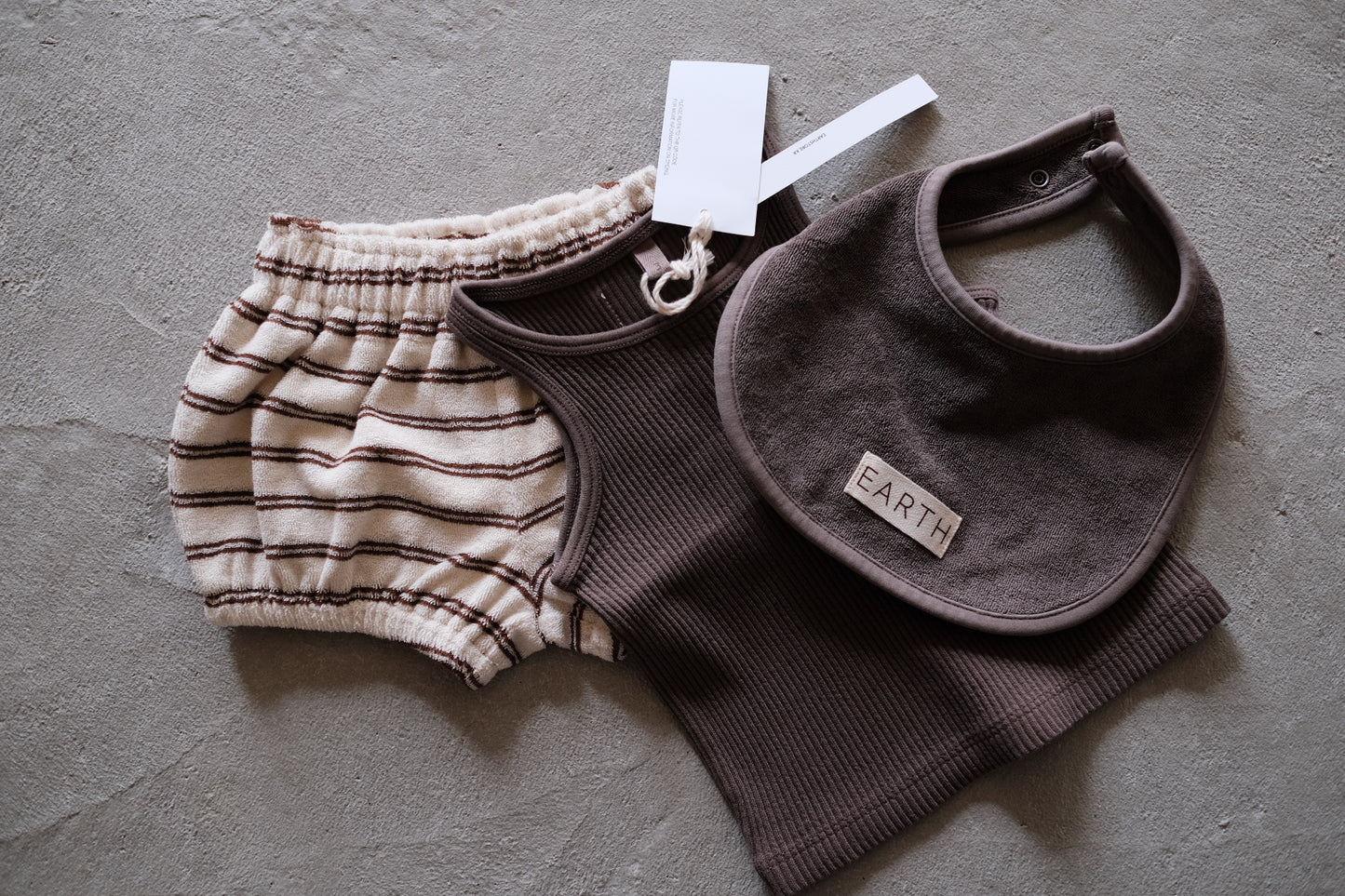 Ribbed sleeveless_Brown