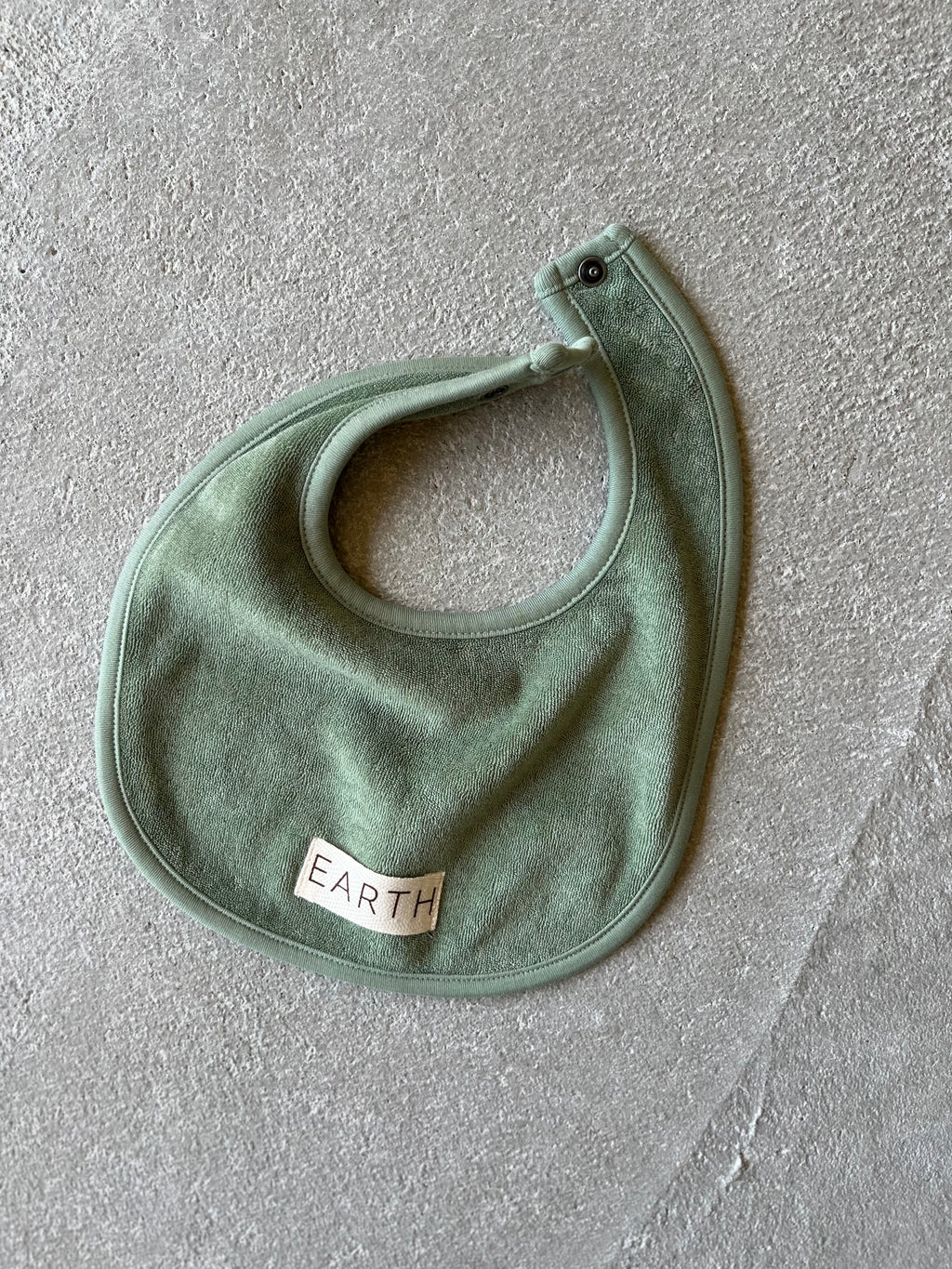 EARTH｜Organic bib_Green
