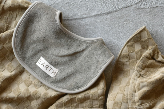 Organic bib_Khaki
