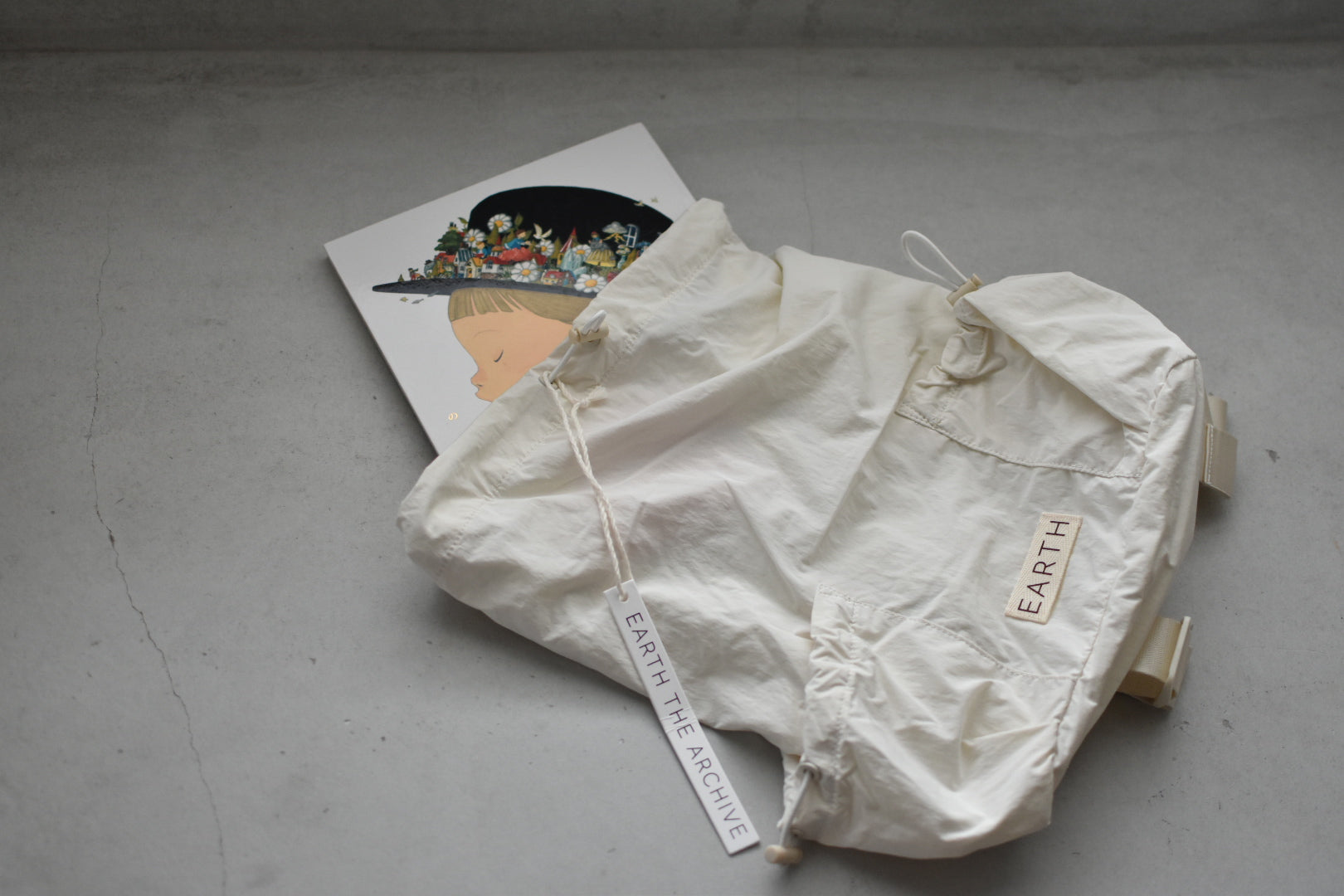 EARTH｜Light weight back pack_Cream white