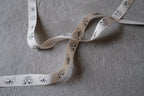 ARIRO Signature Ribbon Wrapping