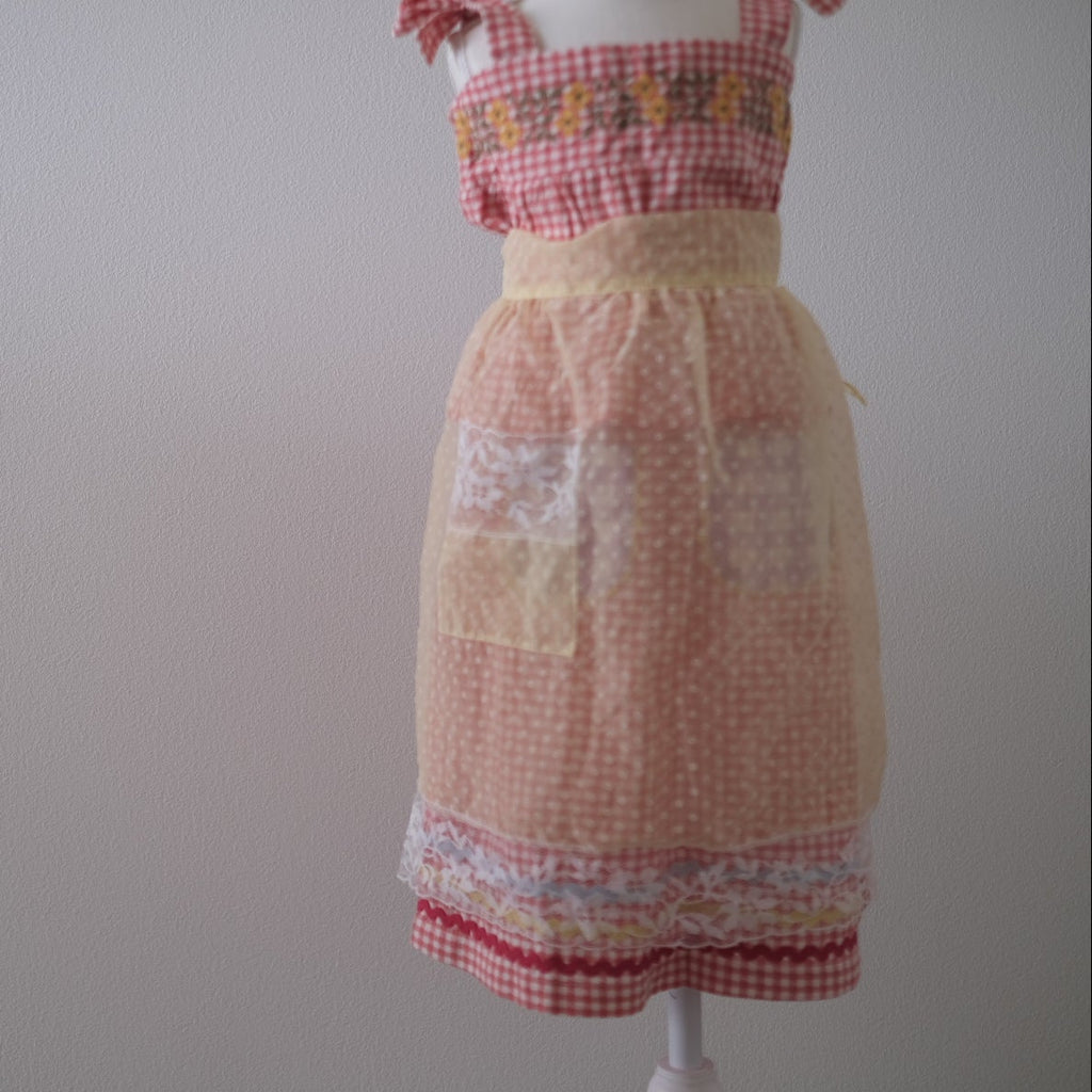 VTG apron_Yellow dots