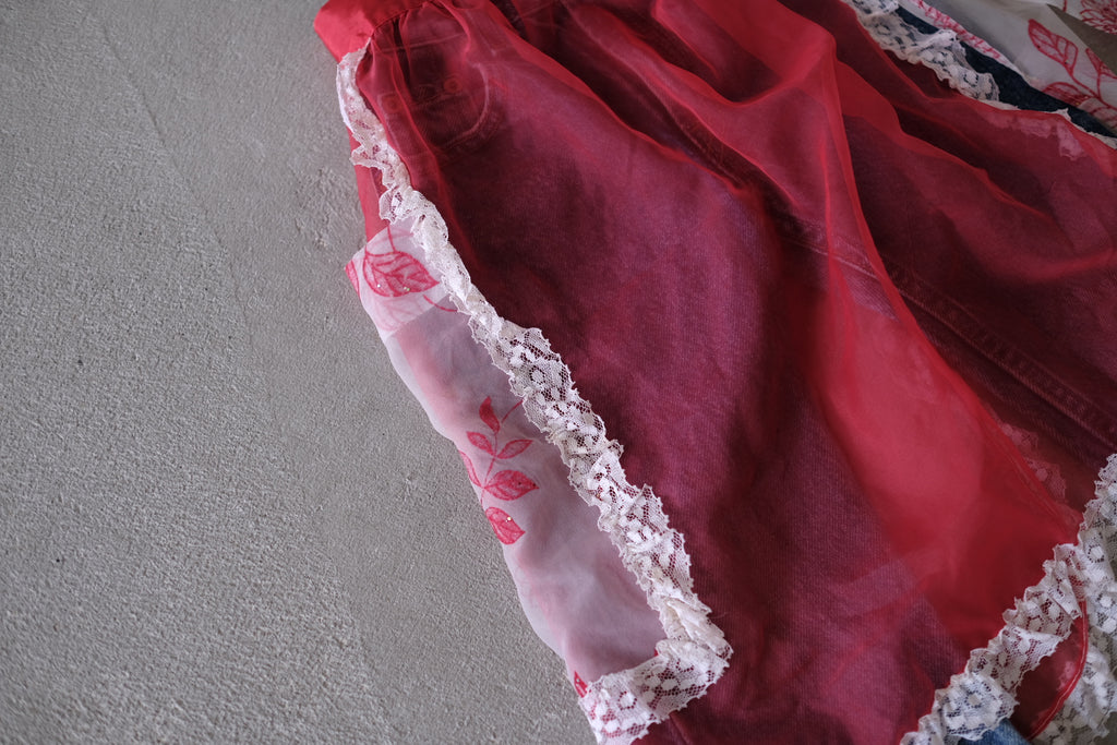VTG apron_Red Lace/Flower