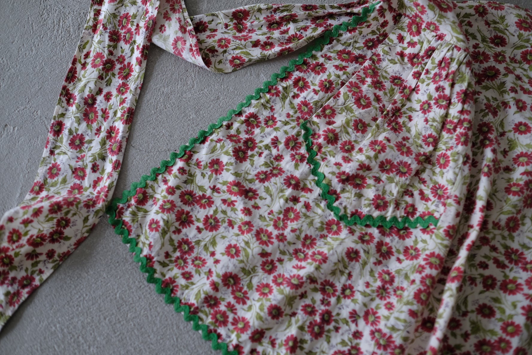 VTG apron_Flower