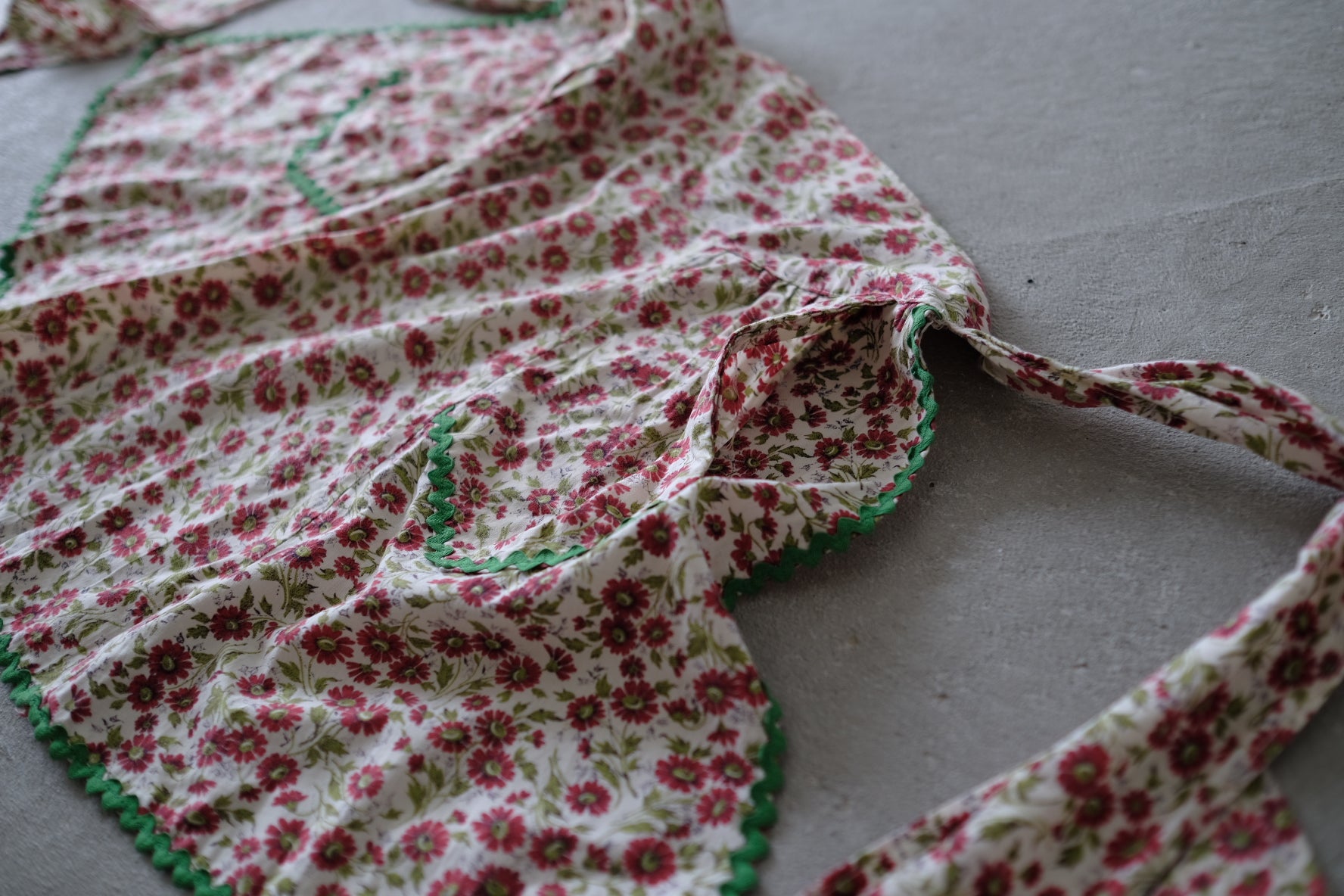 VTG apron_Flower