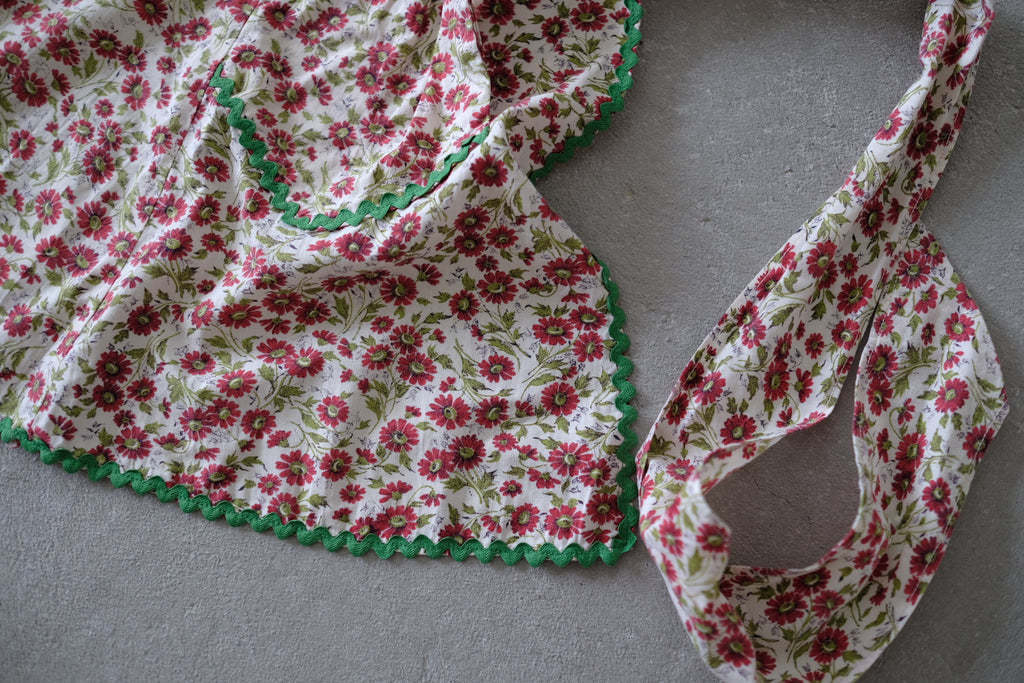 VTG apron_Flower