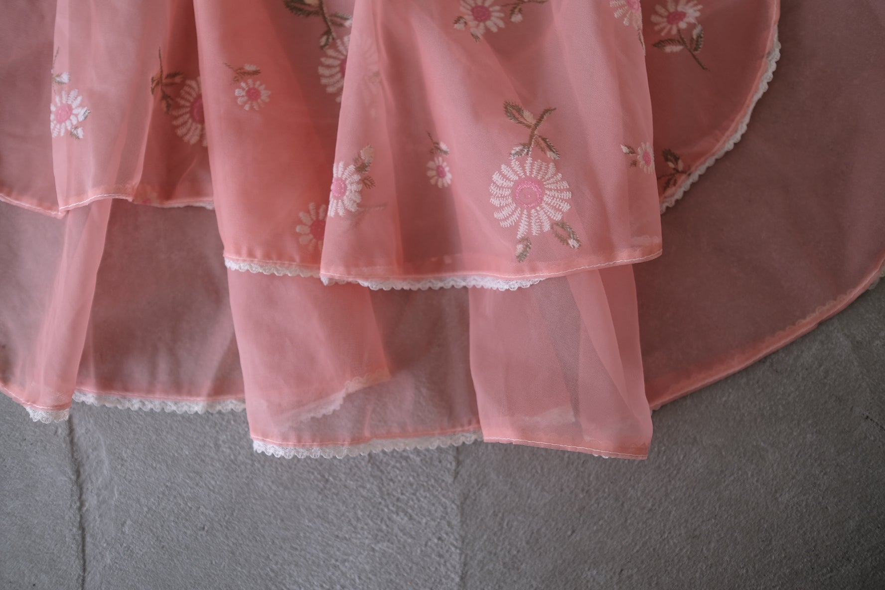 VTG apron_Baby Pink Flower