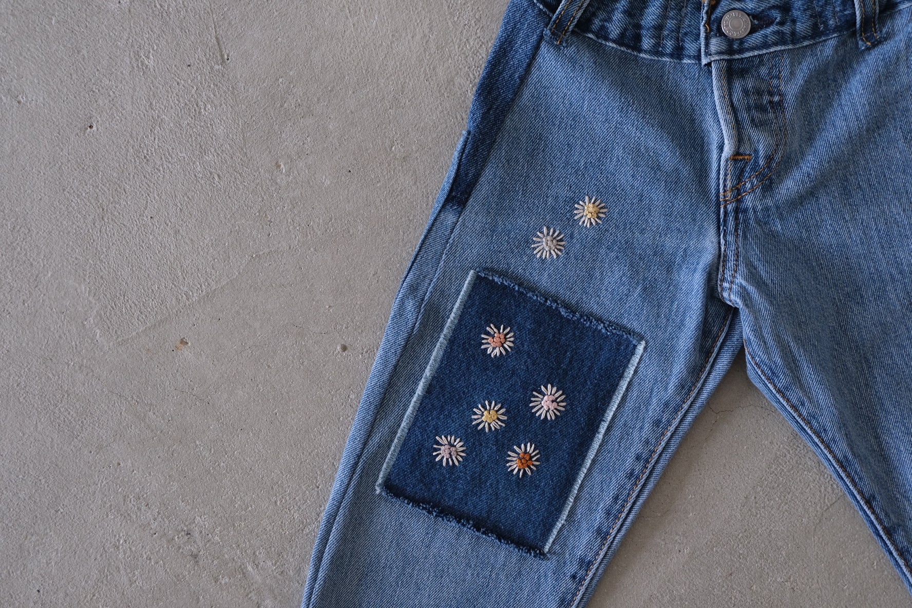 [Wnderlang] WILD FLOWER JEANS / Light wash