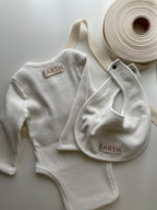 Organic bib_White