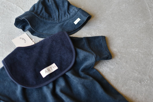 Organic bib_Deep navy