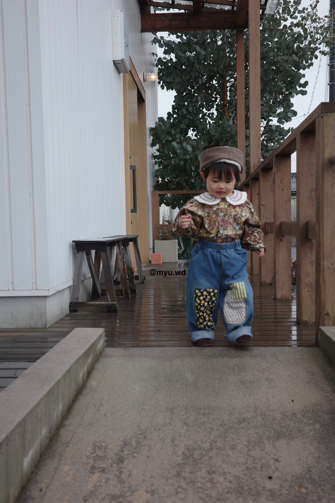 Juliet Blouse Wallpaper Floral