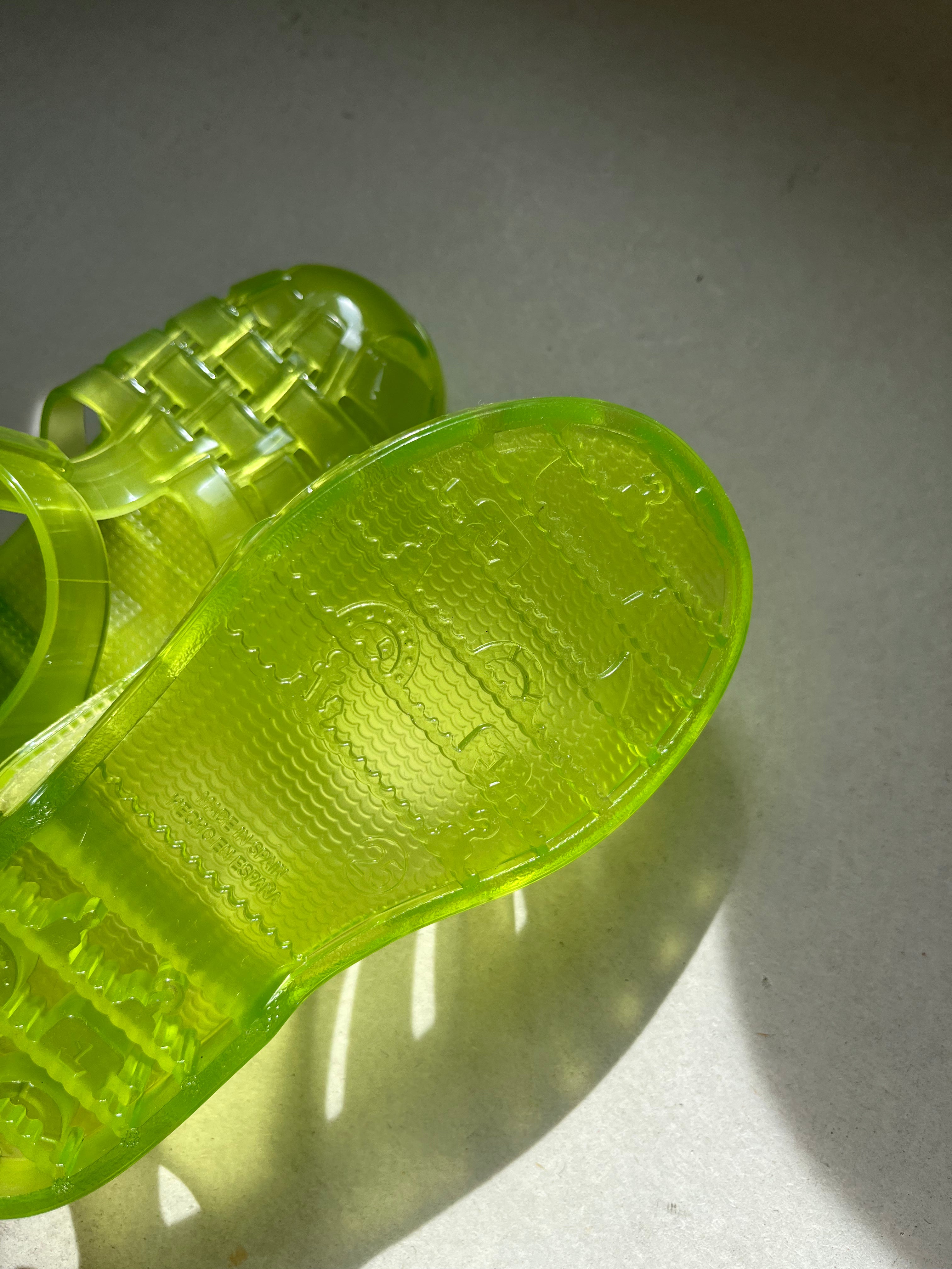 CLASICA CRISTAL_TR.PISTACHIO