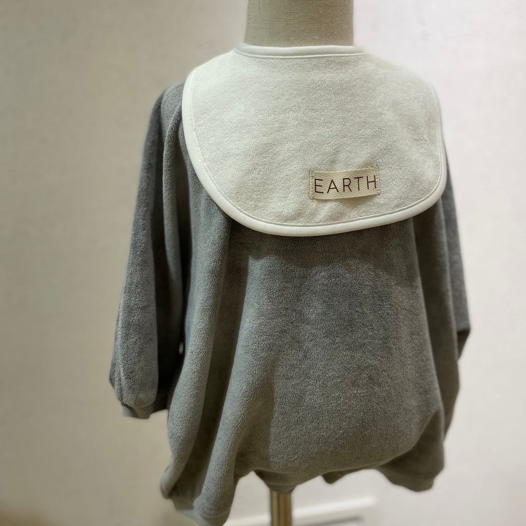Organic bib_White